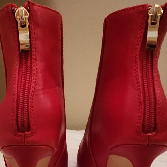 Elisabet Lang Red Stiletto Ankle Boots - Picture 7 of 9